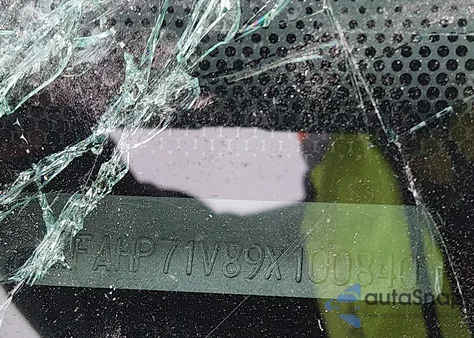 2009 Ford Crown Victoria Police/Police Interceptor z USA, uszkodzony, nr VIN 2FAHP71V89X100840